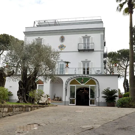 Oasi Olimpia Relais SantʼAgata sui Due Golfi