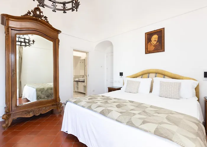 Oasi Olimpia Relais 5* Sant'Agata sui due Golfi