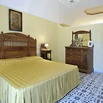 Oasi Olimpia Relais SantʼAgata sui Due Golfi