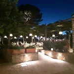Oasi Olimpia Relais SantʼAgata sui Due Golfi